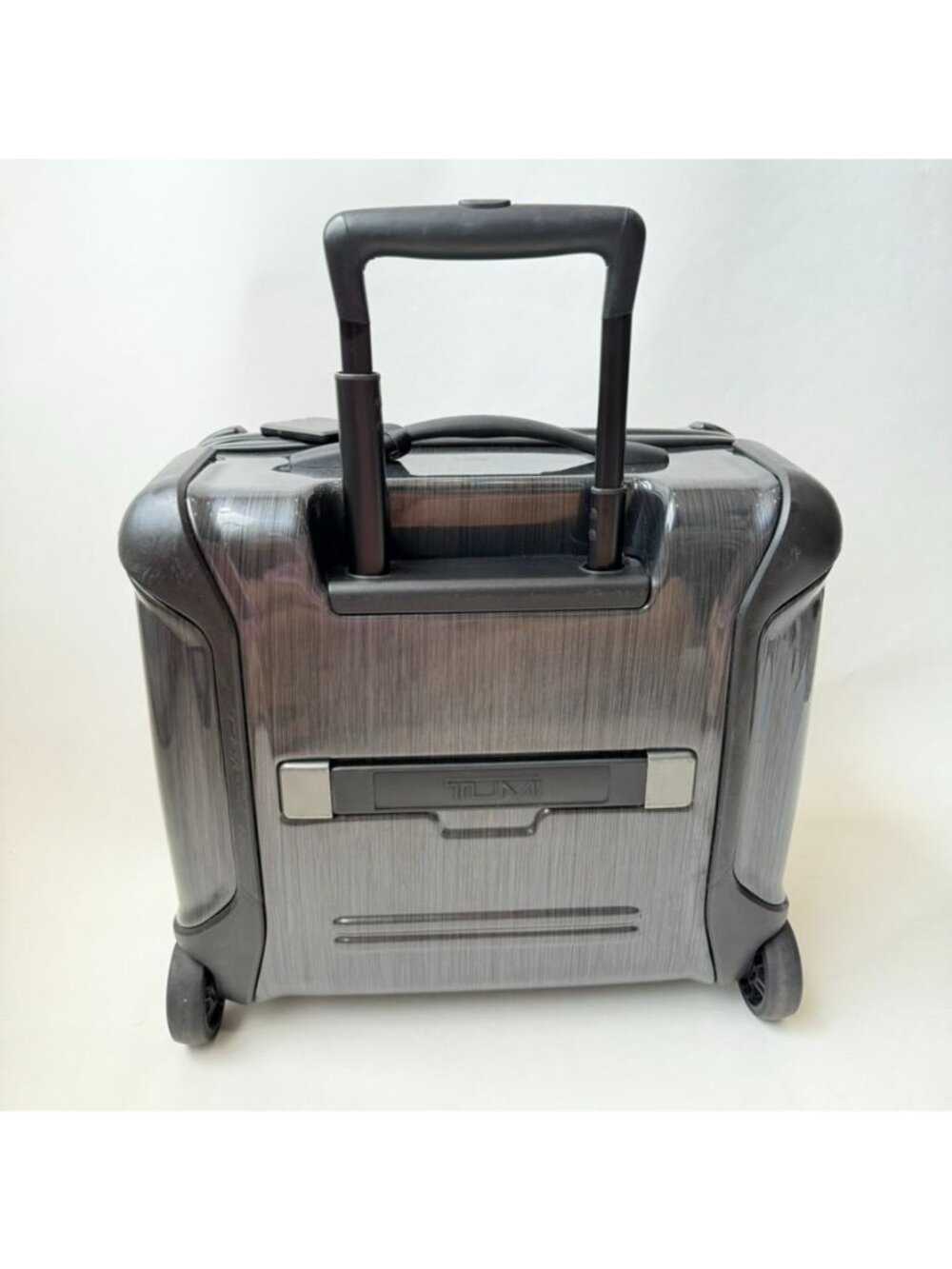 TUMI 19 Degree Compact Brief Rolling Carry-On Spinner Luggage Black/Gray - Picture 3 of 16
